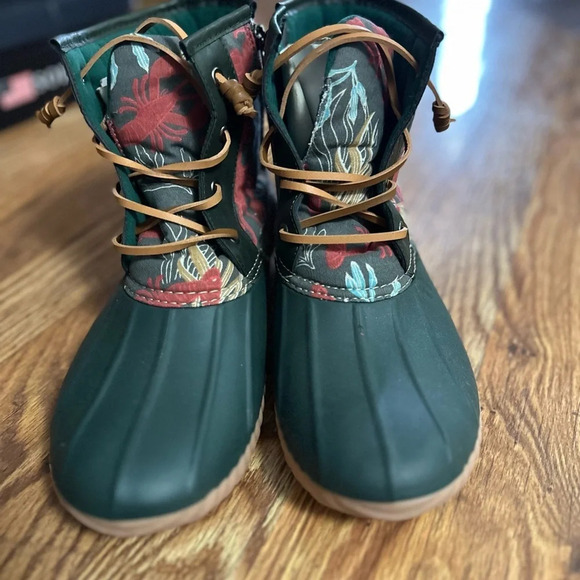new Solo rubber boots, size 9.5 main image 6